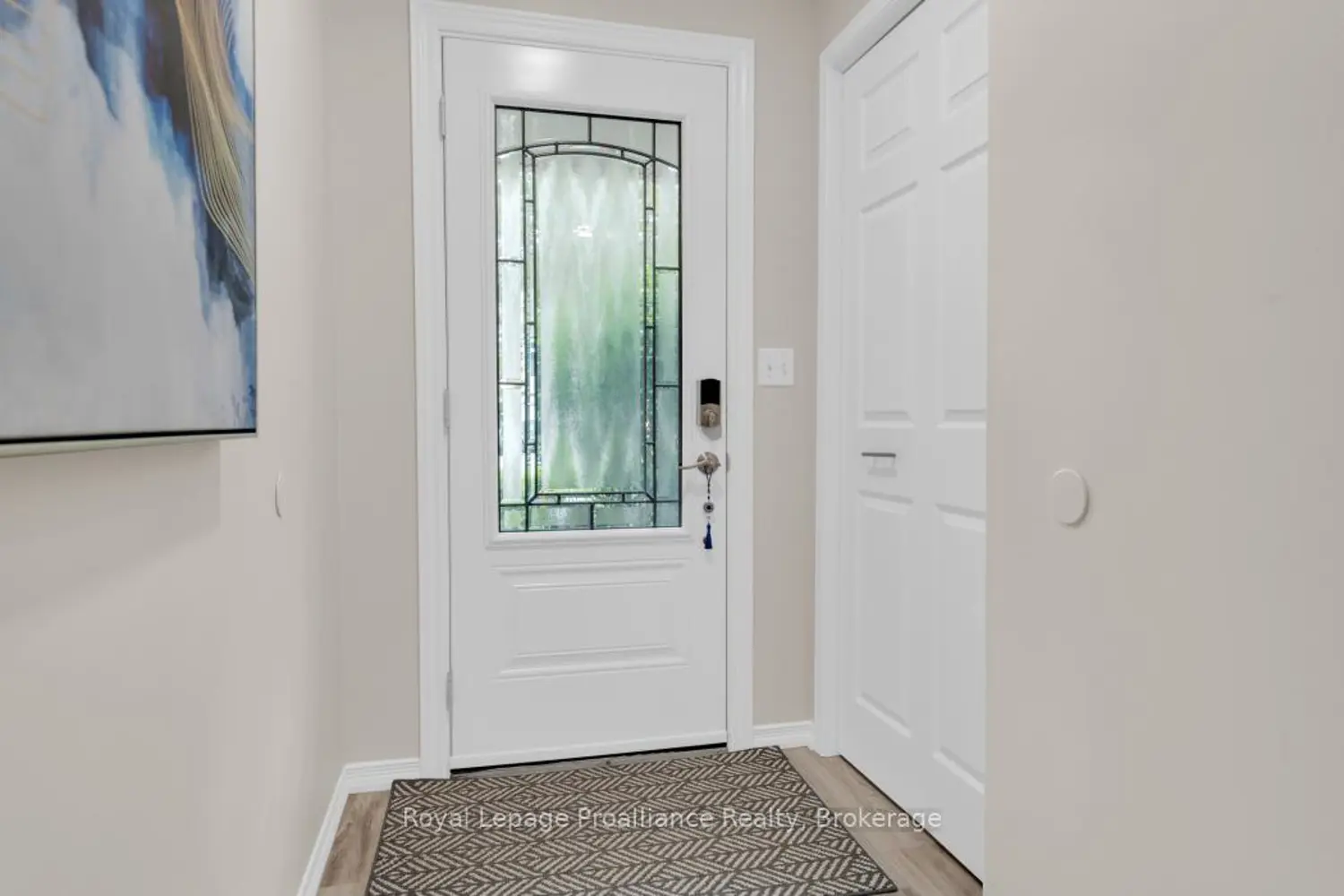 9 Progress Avenue 16 photo 3