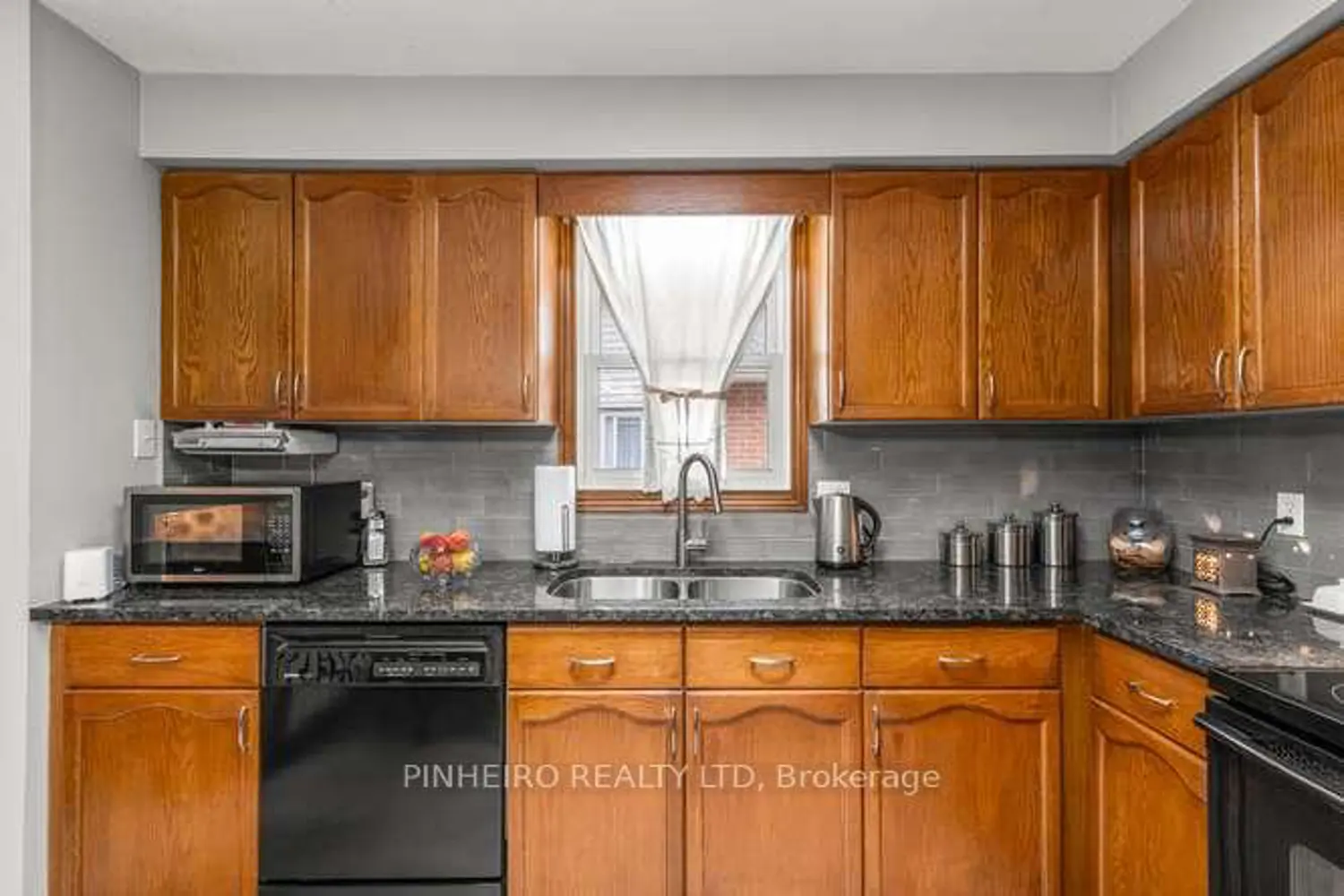63 Condor Court photo 3