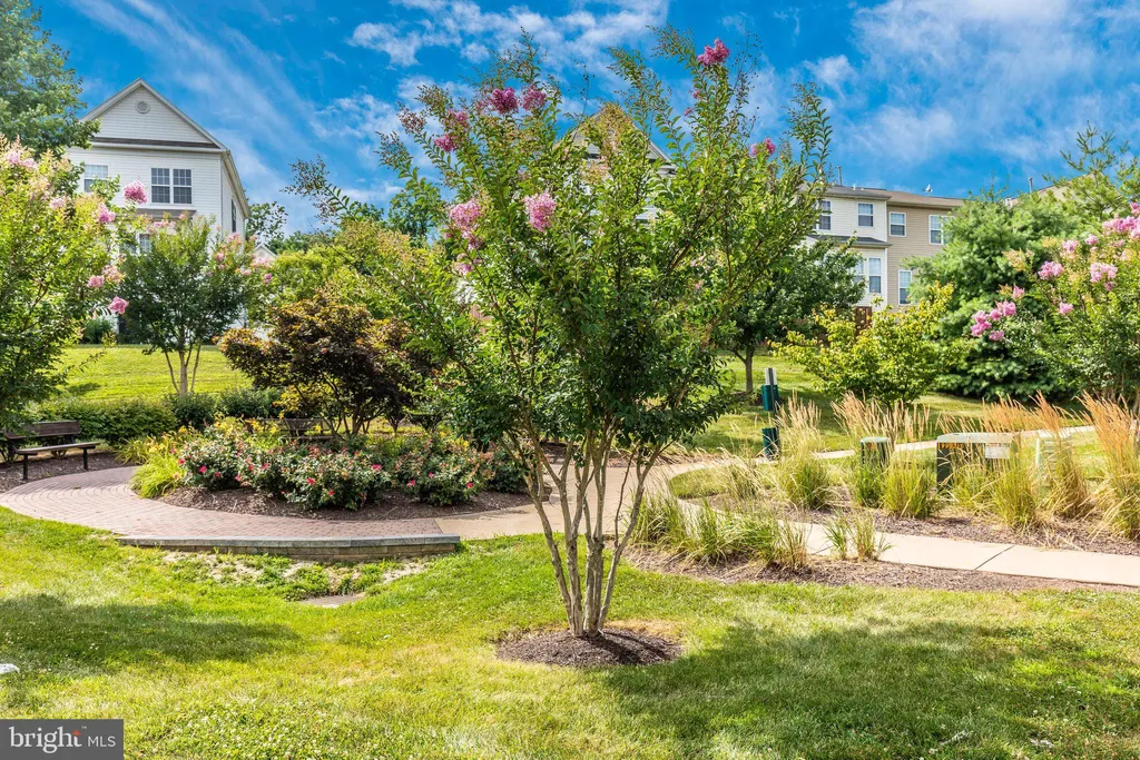 607 Himes Avenue Unit 103, Frederick, MD 21703