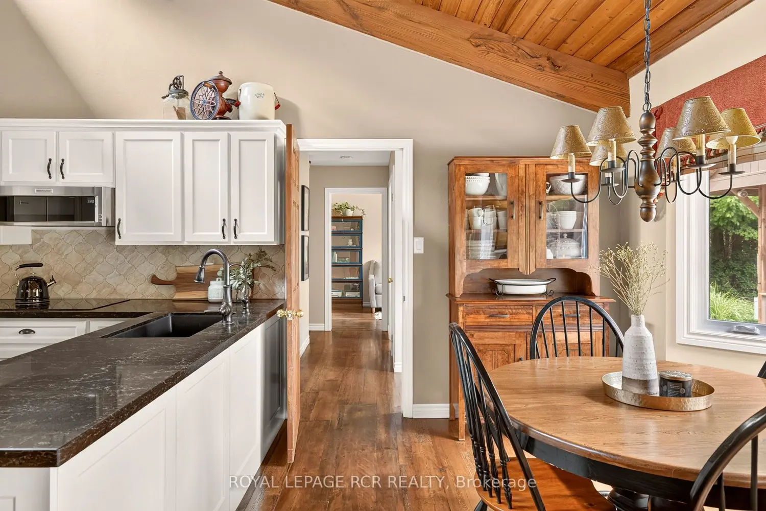 308339 Hockley Road photo 2
