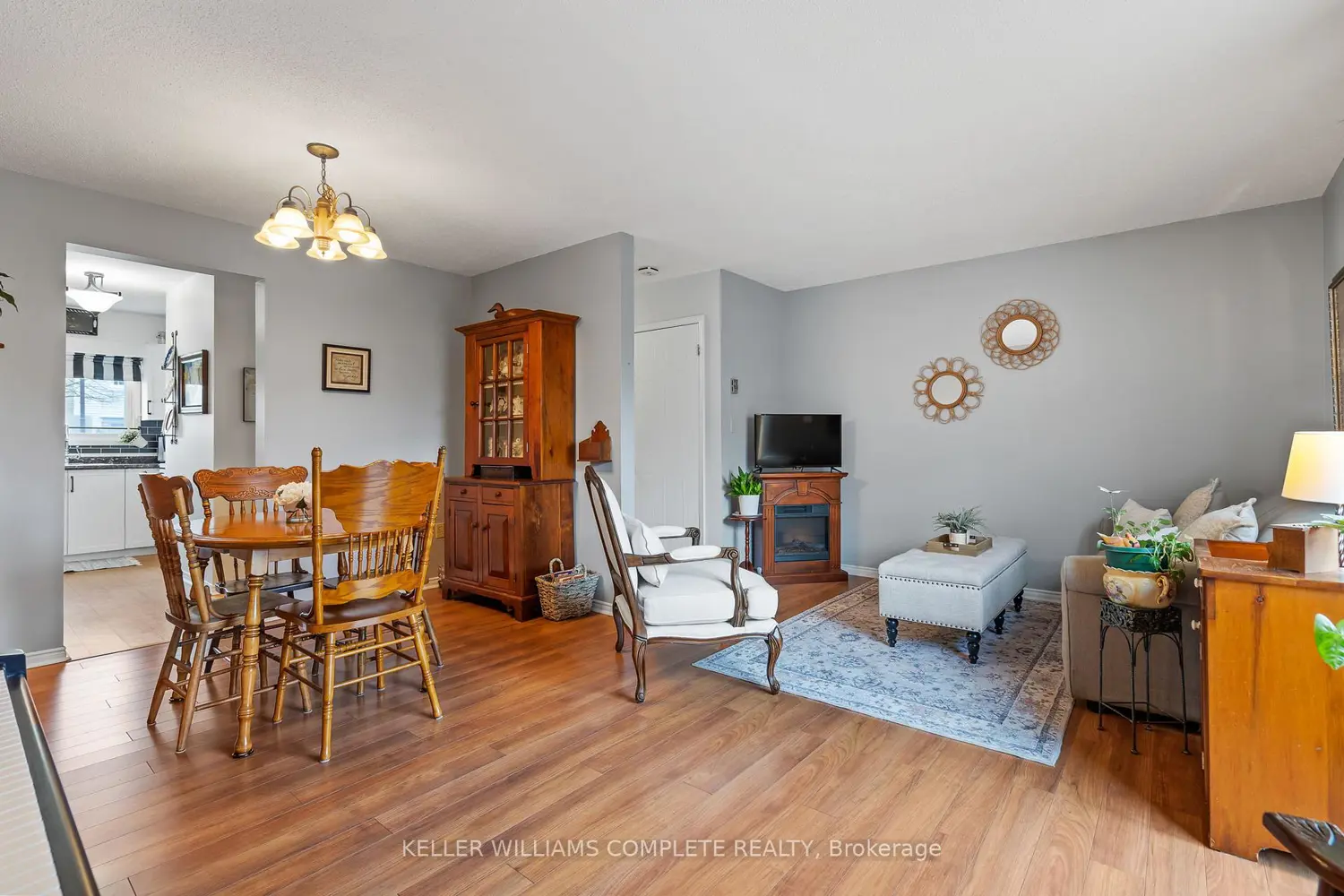65 Dorchester Boulevard 61 photo 4