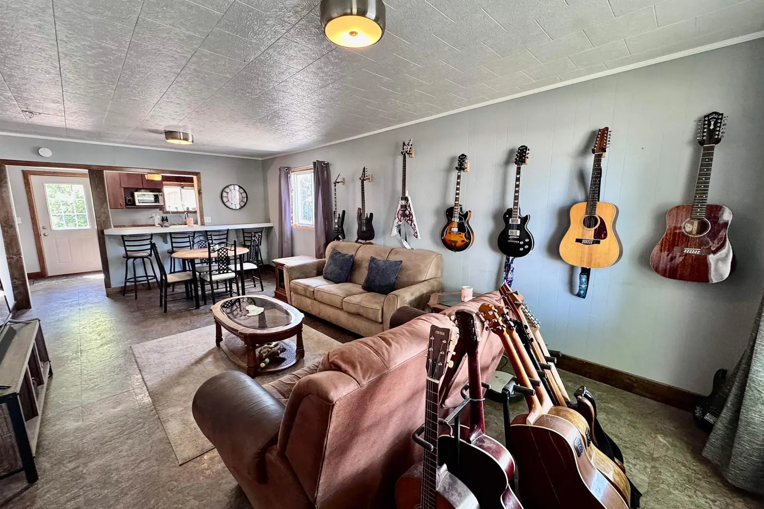 627 First Street photo 2