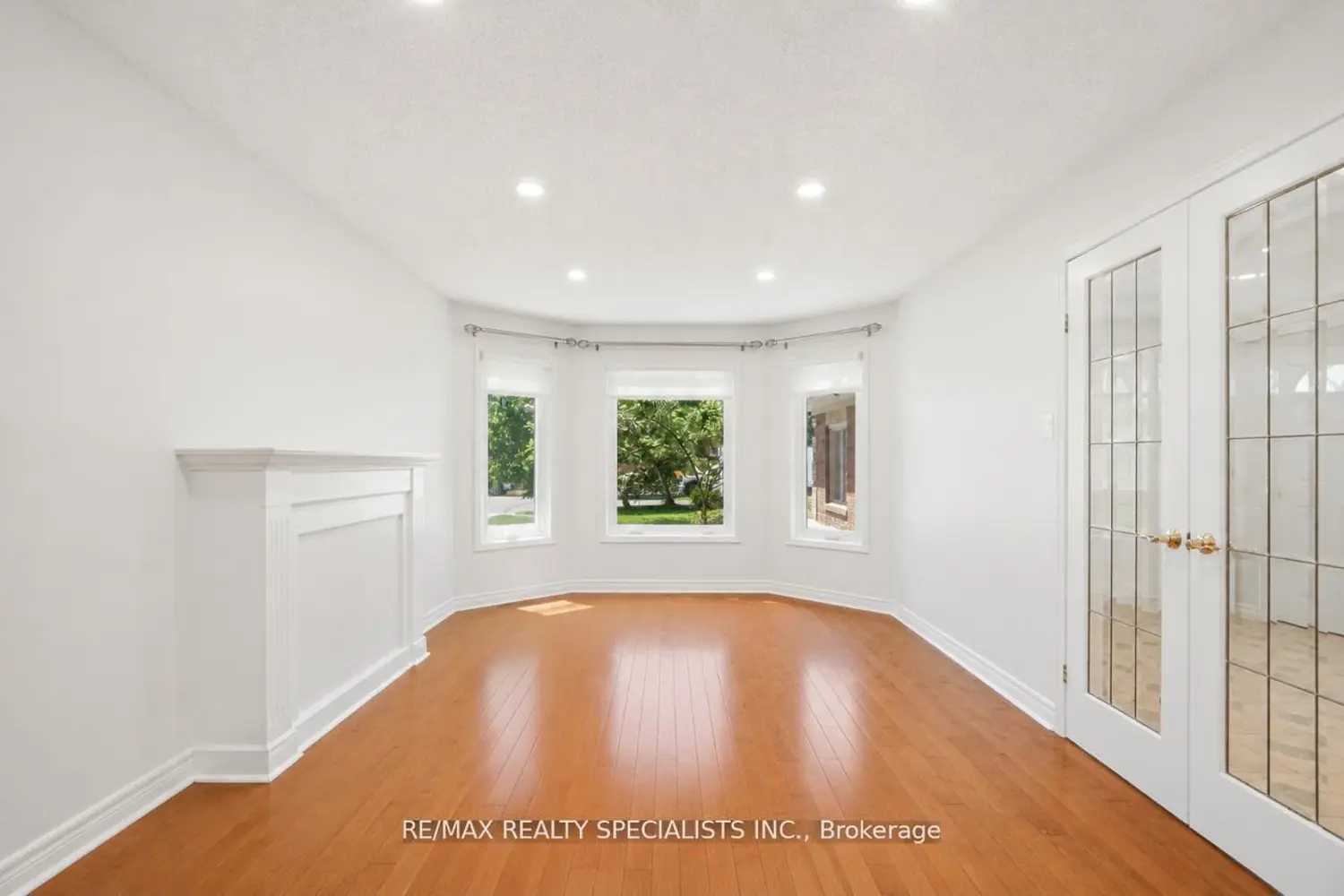 15 Eagleridge Drive photo 5