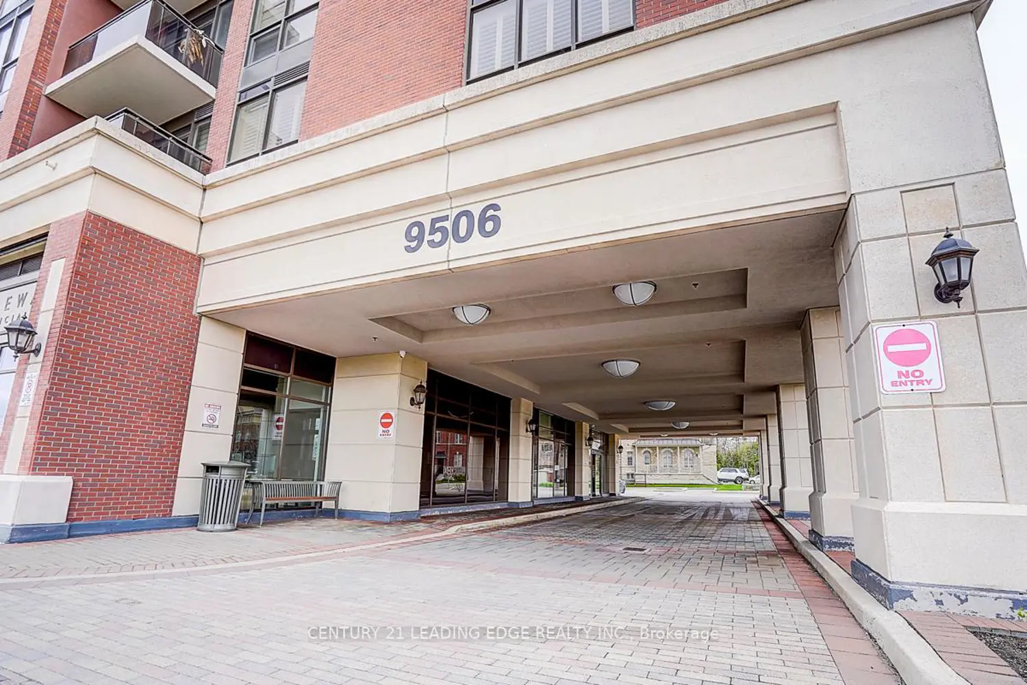 9506 Markham Road 906 photo 2