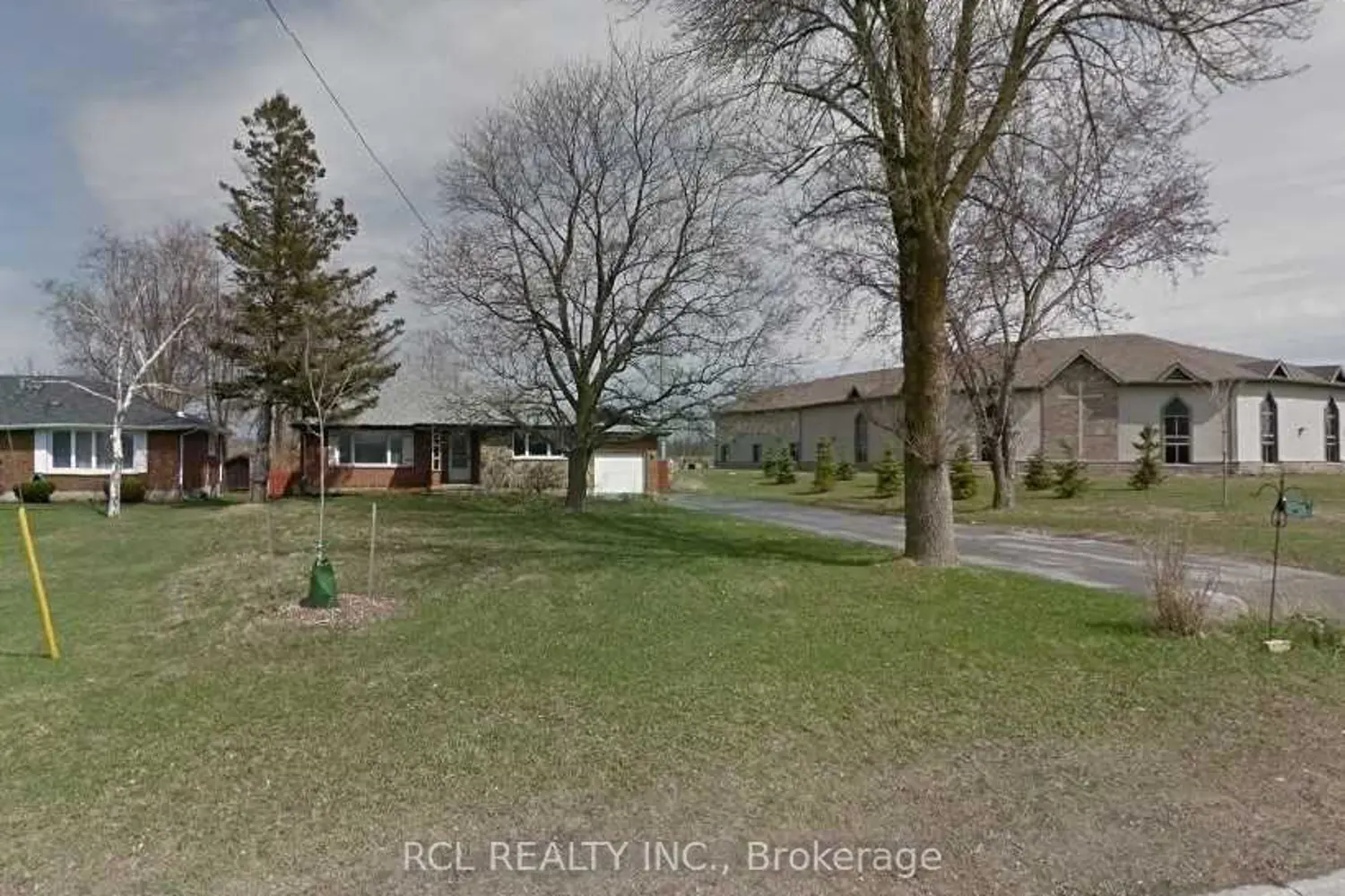 23471 Woodbine Avenue photo 2