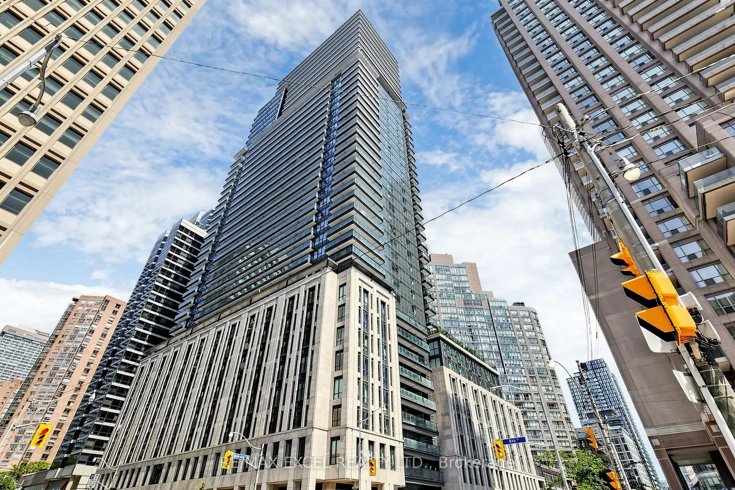 955 Bay Street 1408