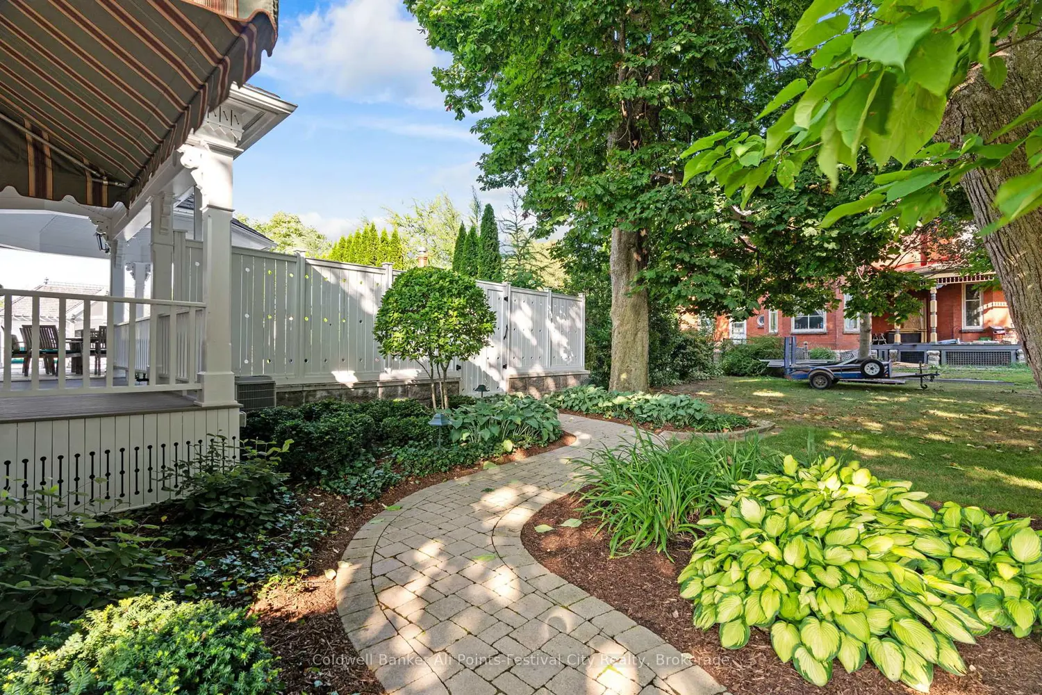 262 Dinsley Street photo 3