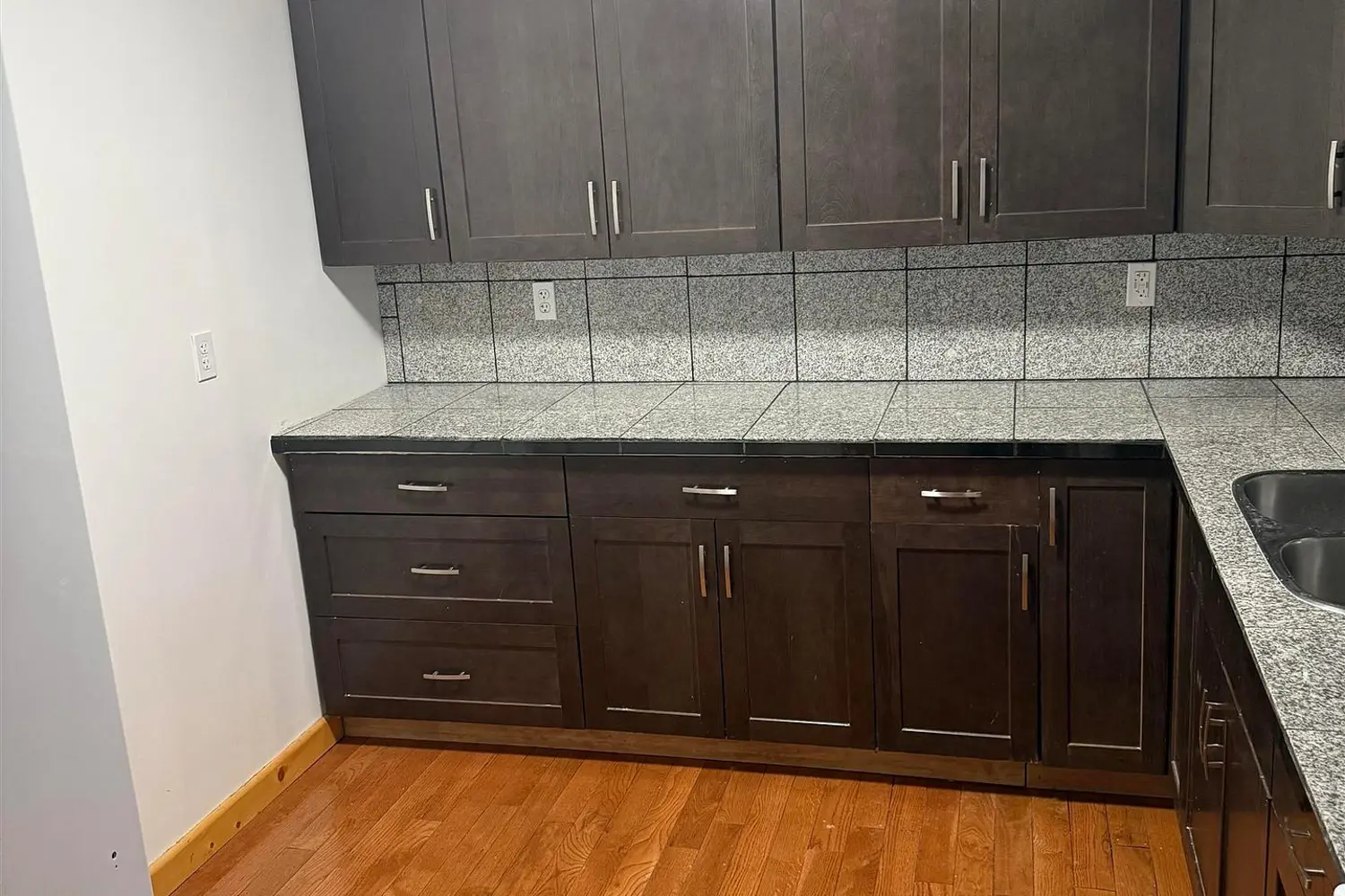 206 Varsity Place photo 5