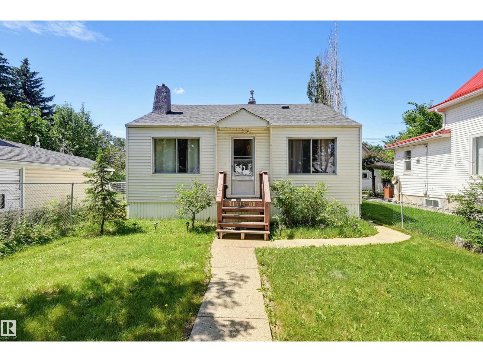 11414 88 Street NW, Edmonton, AB, T5B3R1