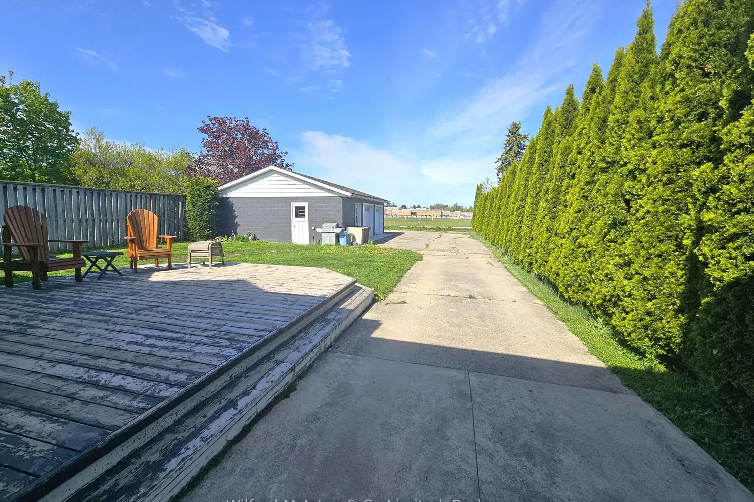 958 6Th Avenue photo 3