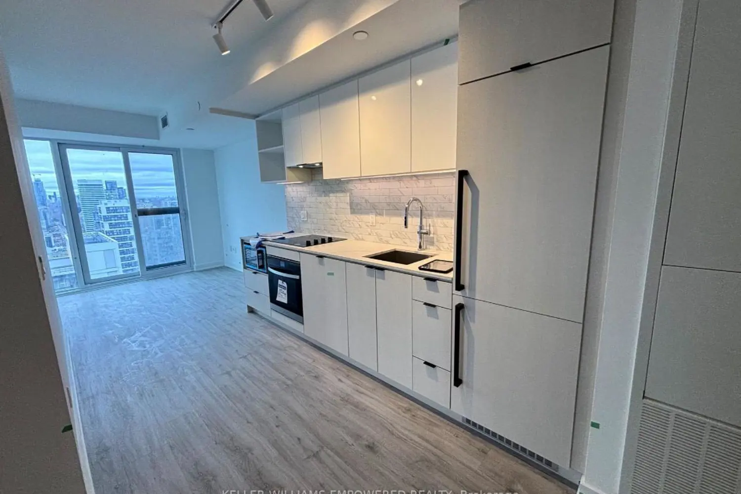 252 Church Street 4303