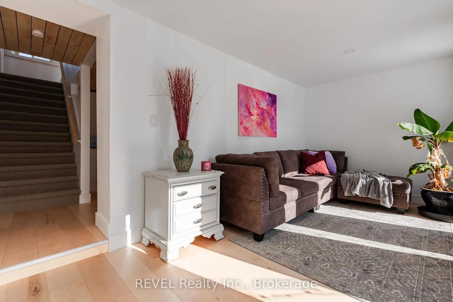 80 Lighthouse Drive photo 4