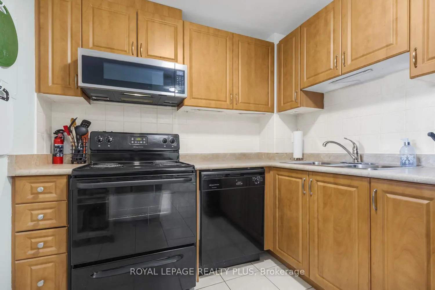 6720 Glen Erin Drive 1012 photo 5