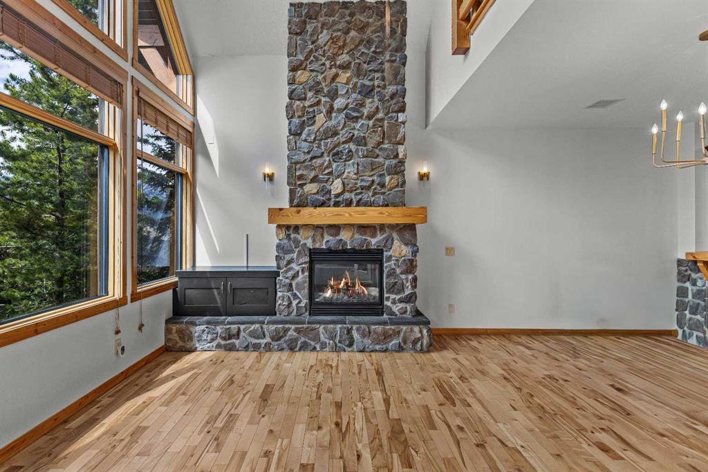 202-75 Dyrgas Gate, Canmore, AB, T1W0A6 photo 5