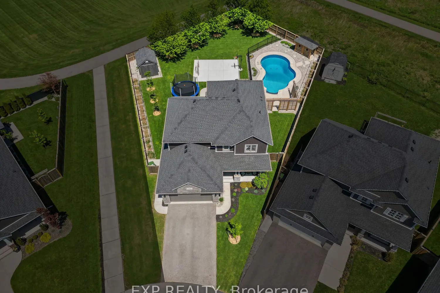 26 Carolina Crescent photo 2