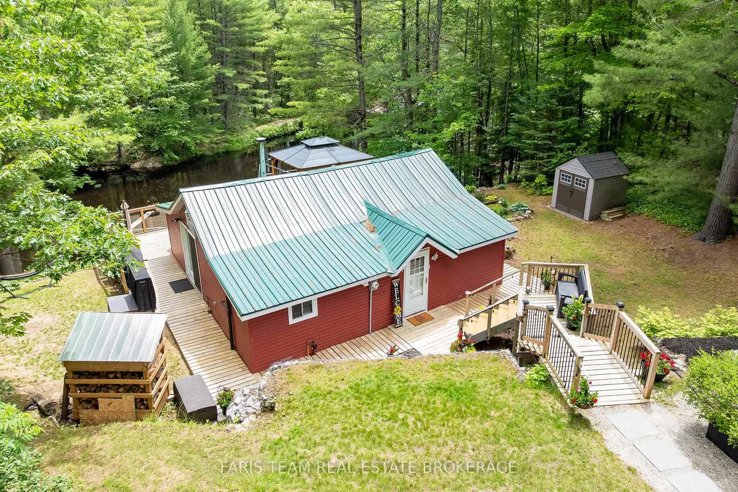 24 Black River Road photo 2