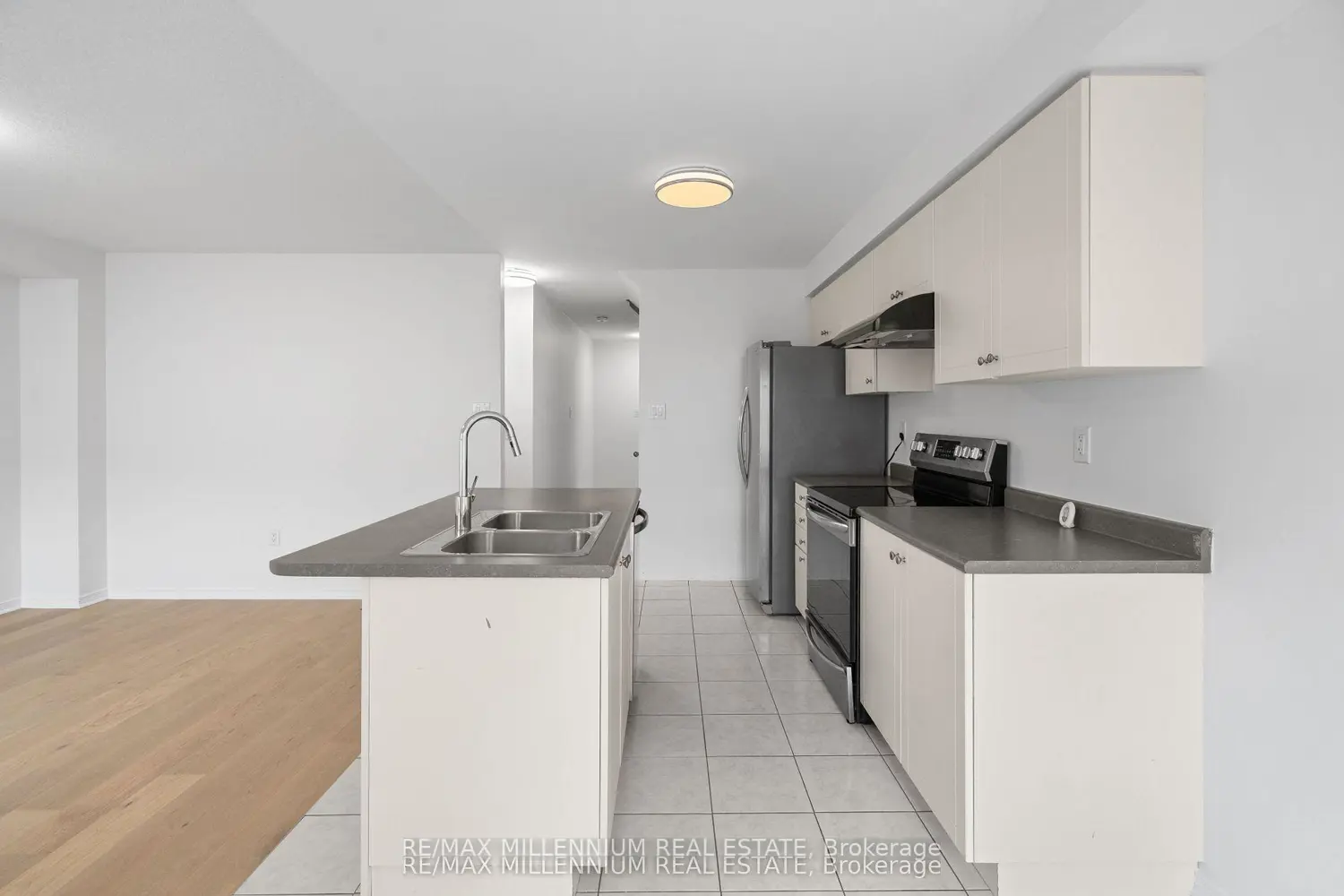 29 Cole Crescent photo 2