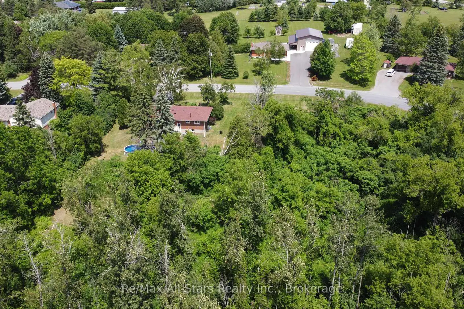 14 Valley Road photo 2