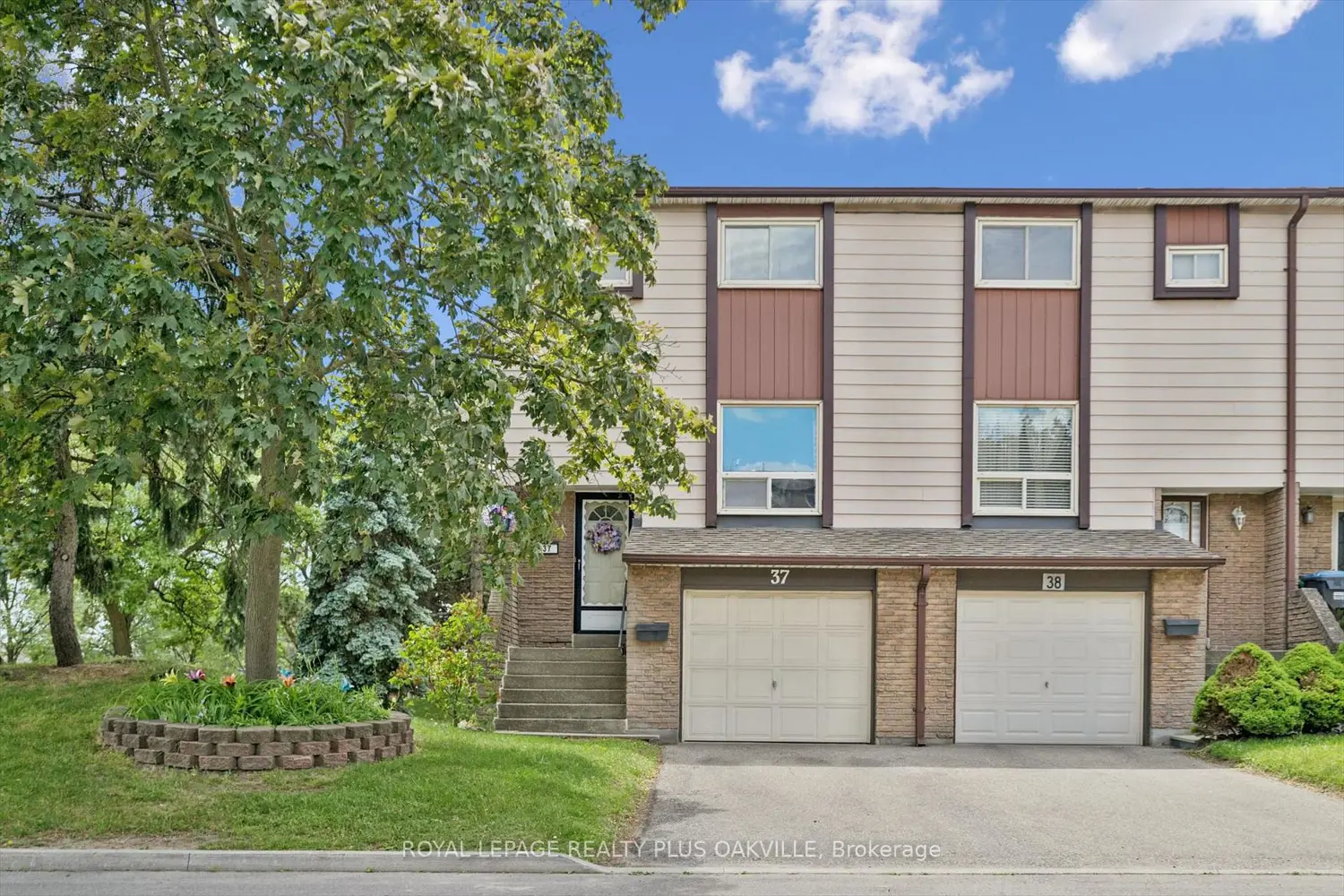 1221 Dundix Road 37 photo 2