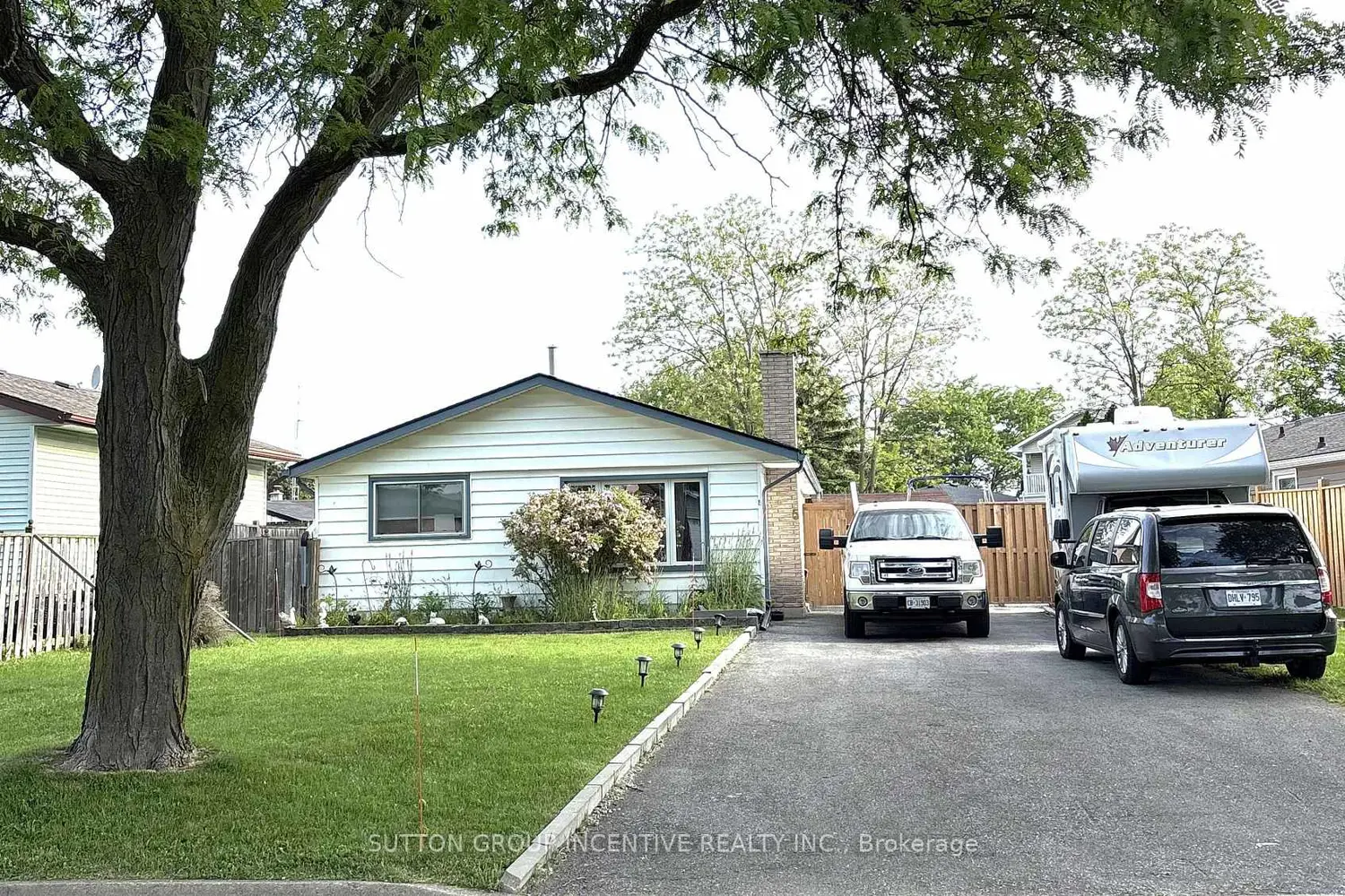5 Lanark Crescent photo 3