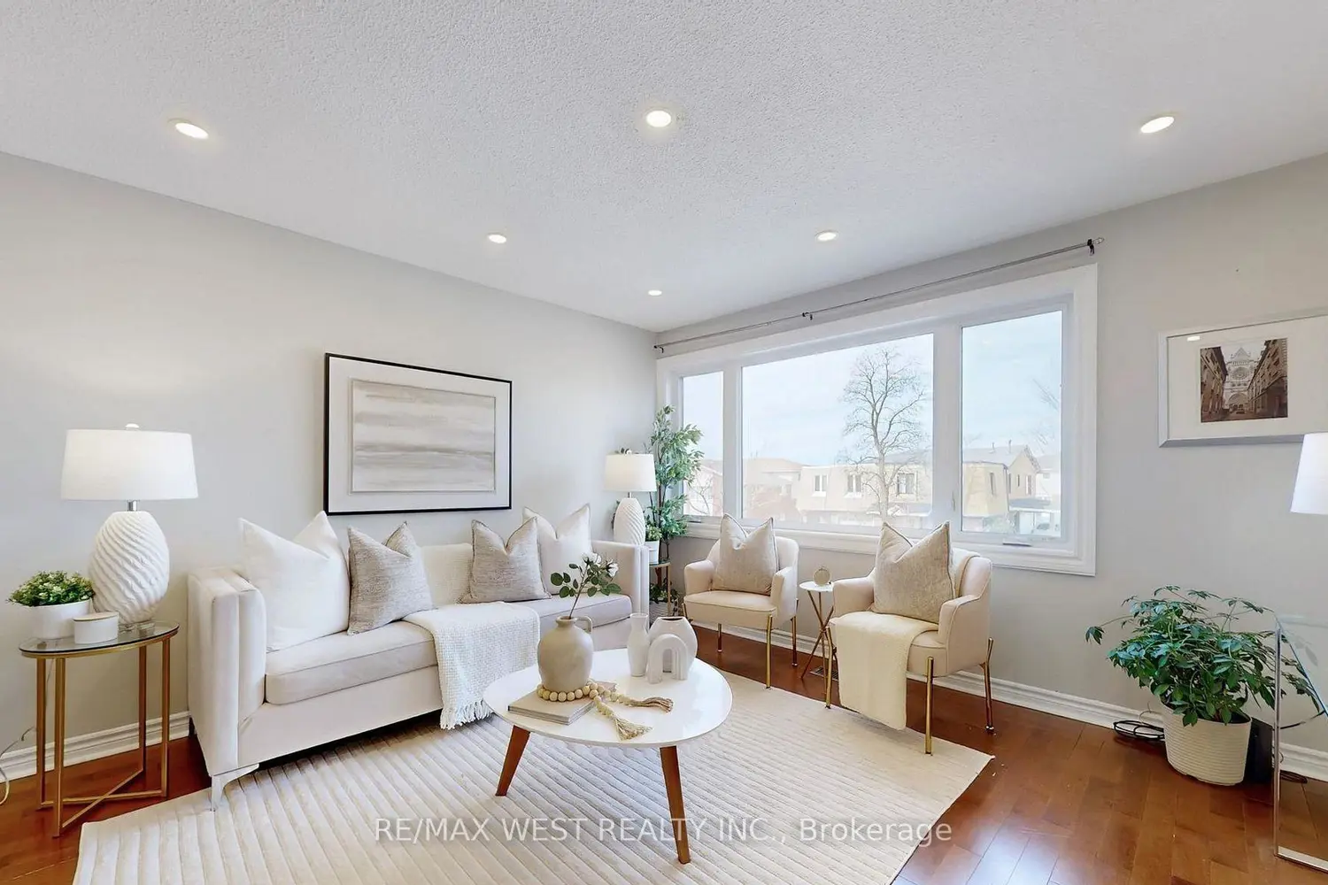 113 Kingswood Drive photo 4