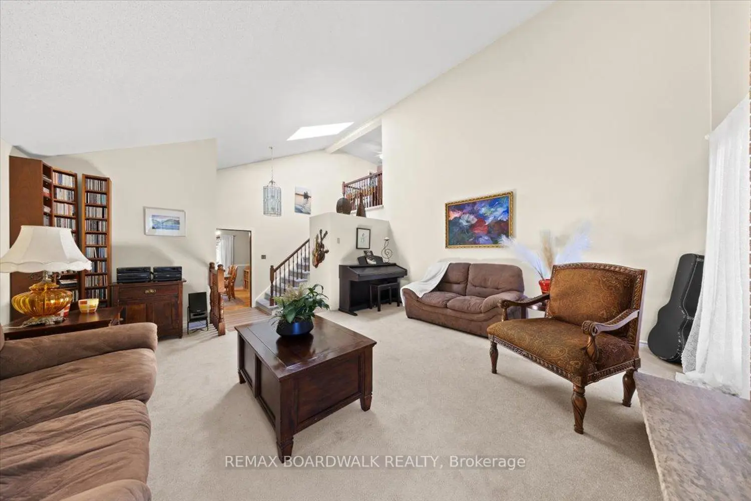13 Pommel Crescent photo 3