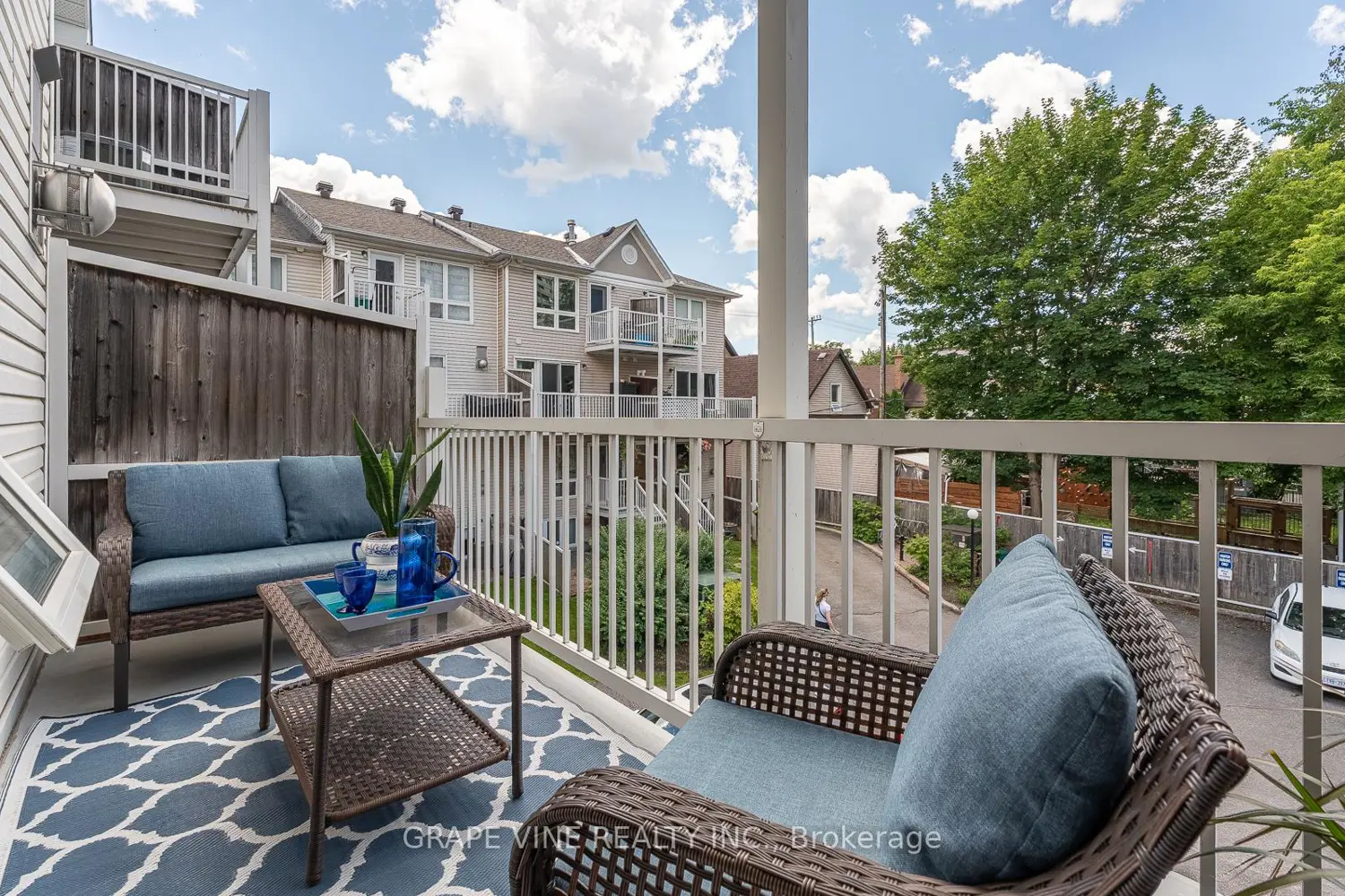 280 Bay Street 14 photo 3