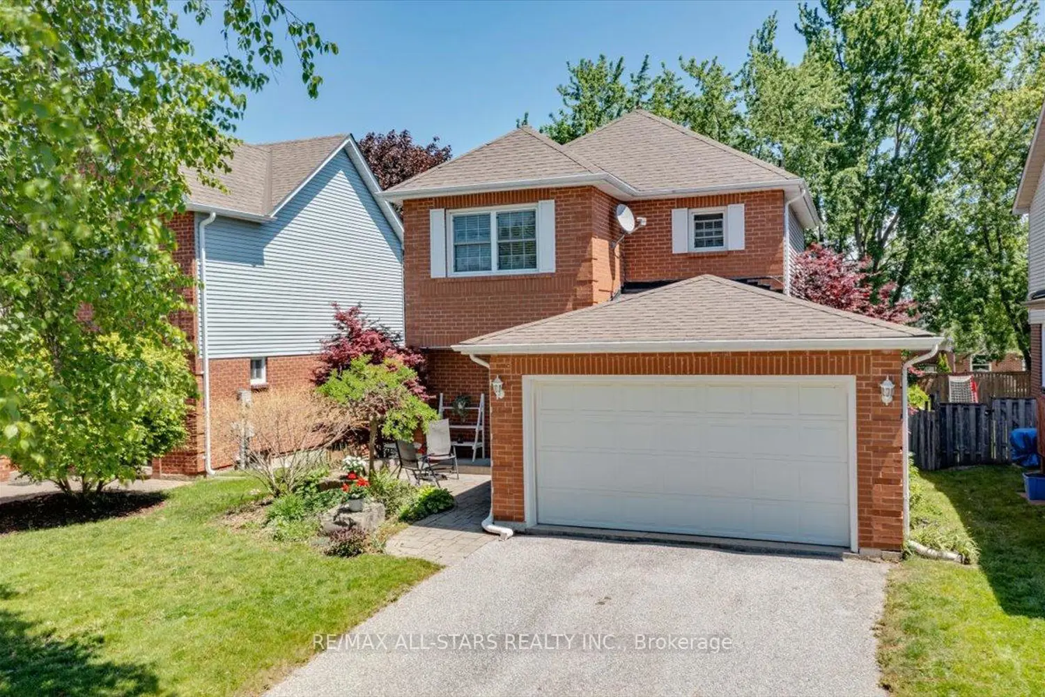 66 Kyle Crescent photo 2