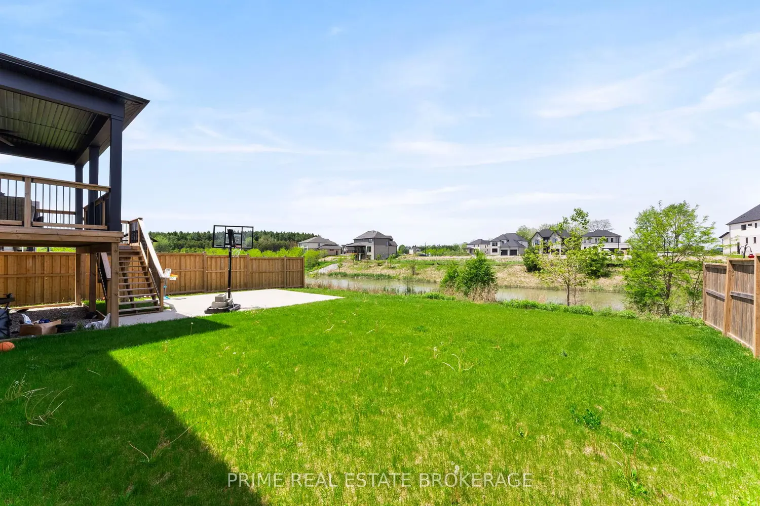 4067 Winterberry Drive photo 4