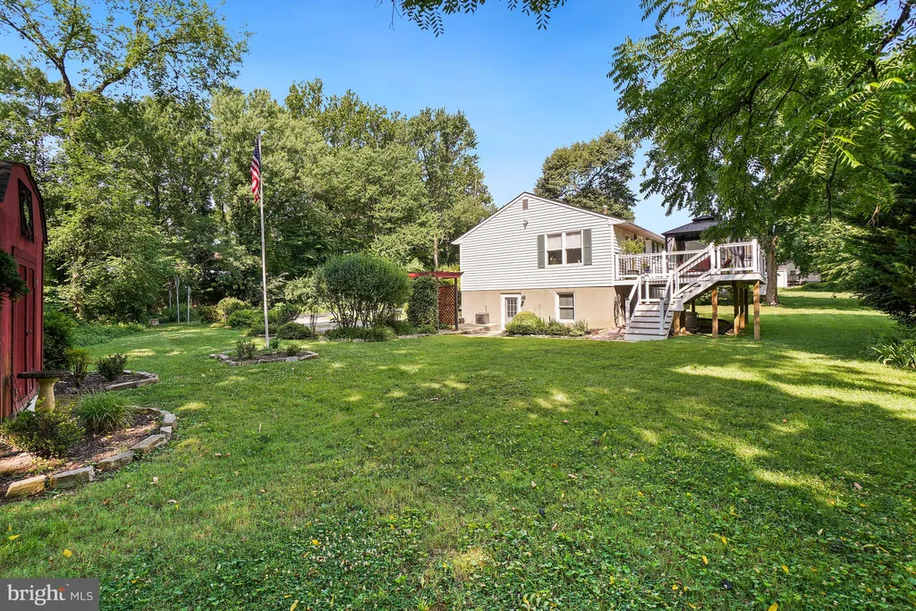 1721 Willis Dr, Baltimore, MD 21227