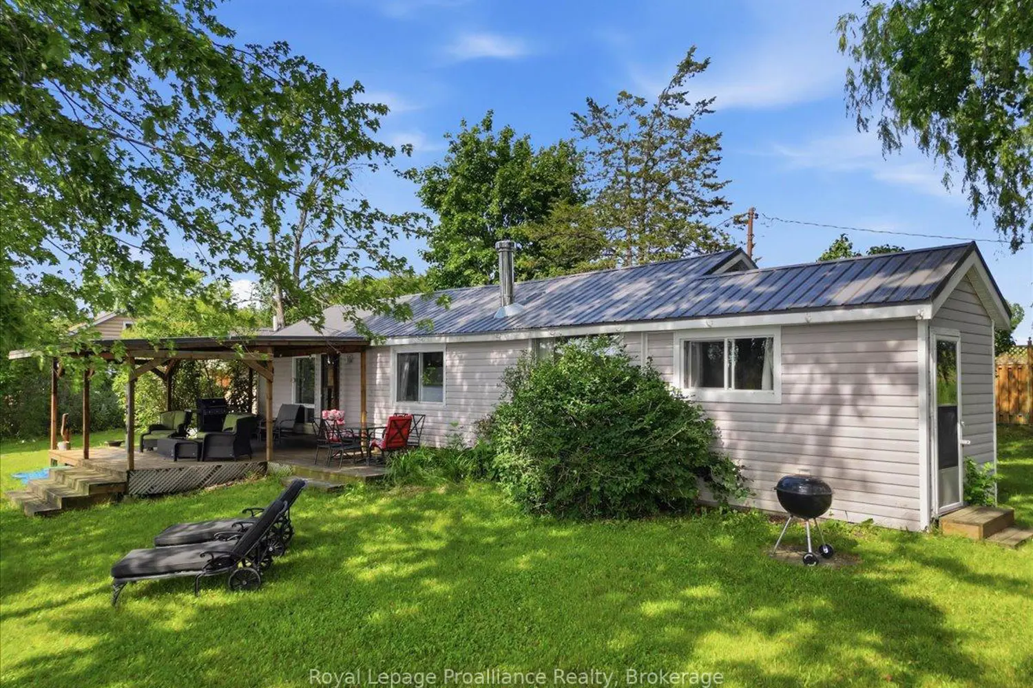482 Haigs Reach Road photo 3