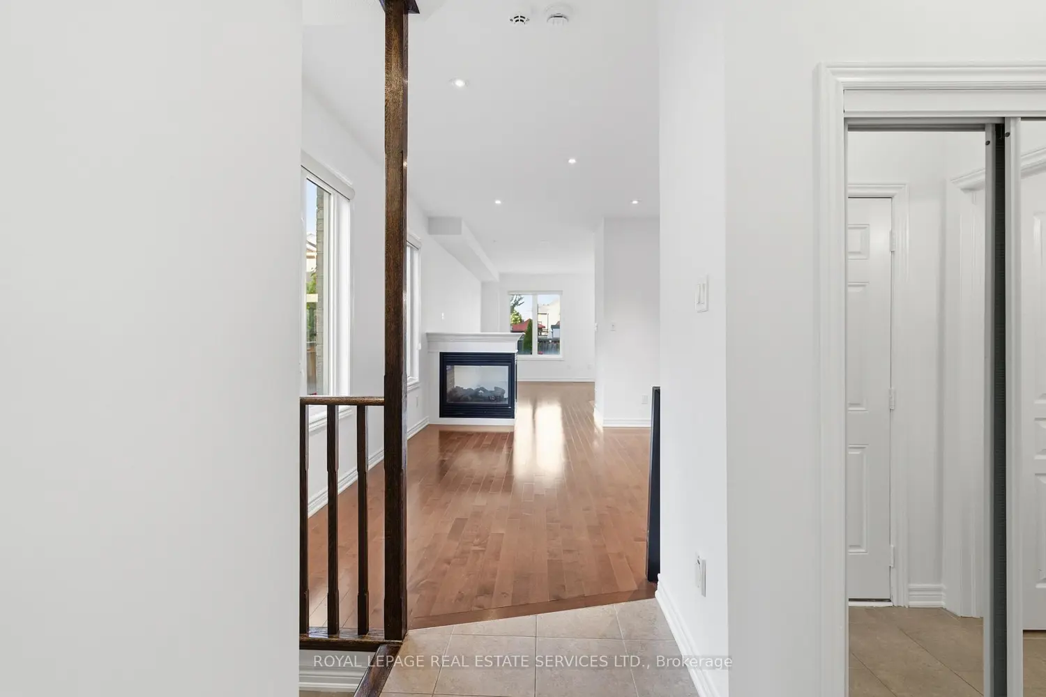 4309 Trail Blazer Way photo 2