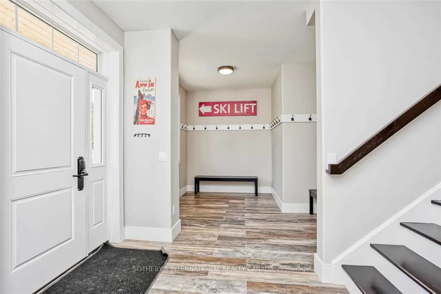 145 Jozo Weider Boulevard photo 5