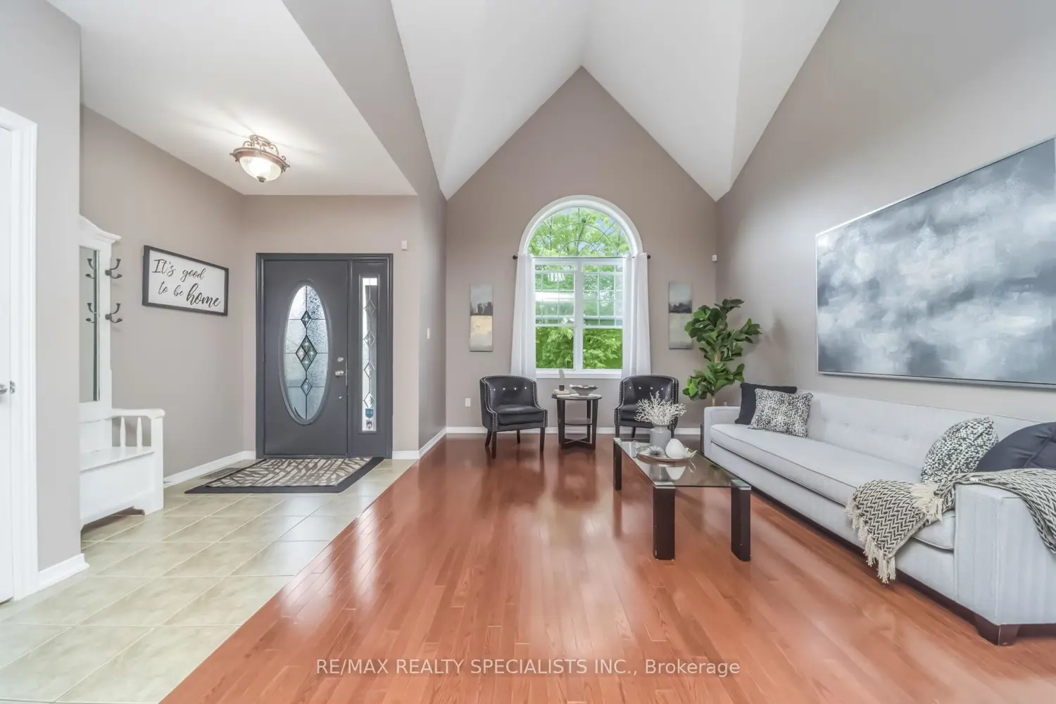 77 Mcmaster Road photo 3