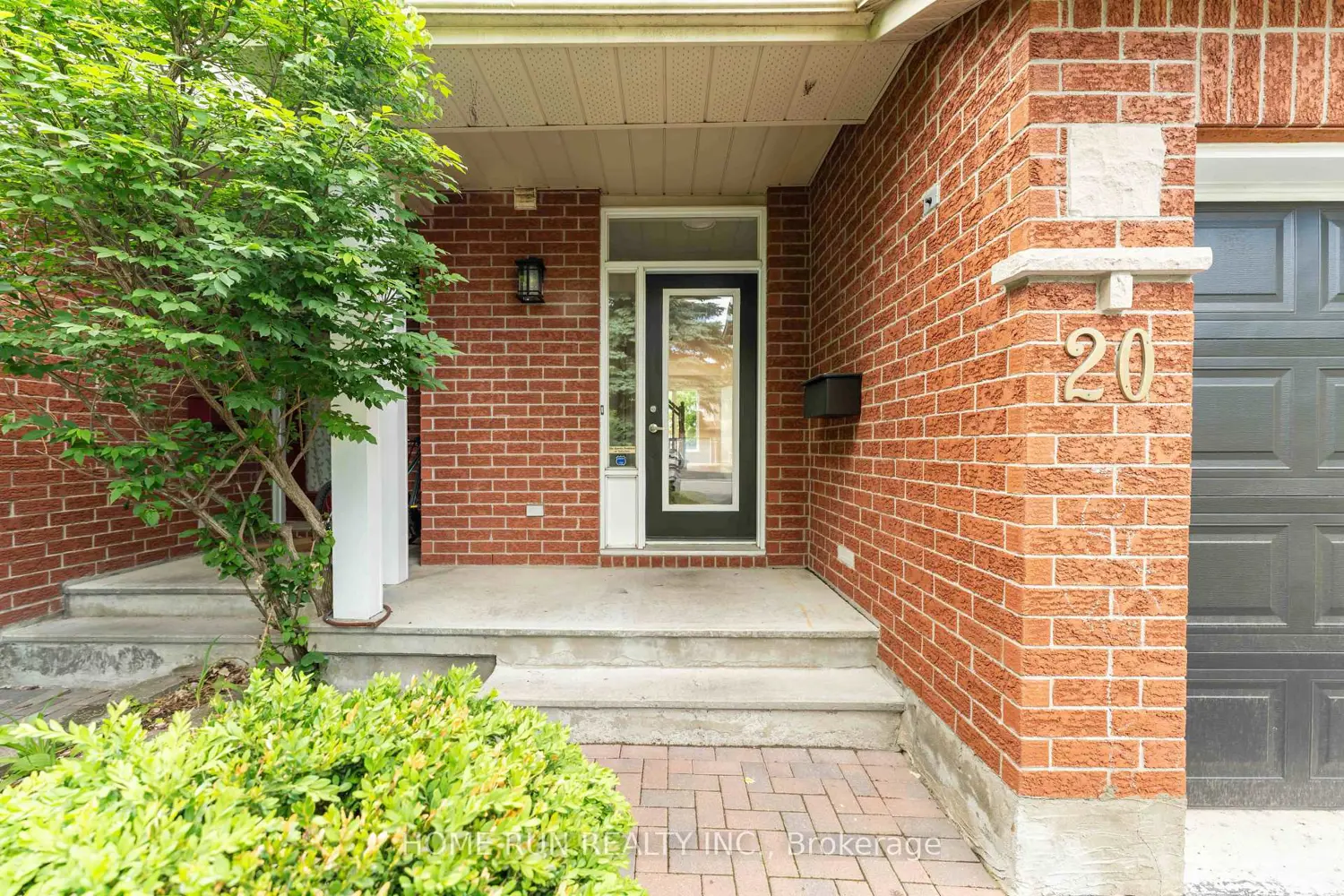 20 Redding Way photo 2