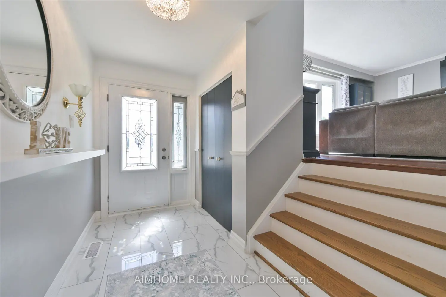 232 Mcmurchy Avenue photo 4