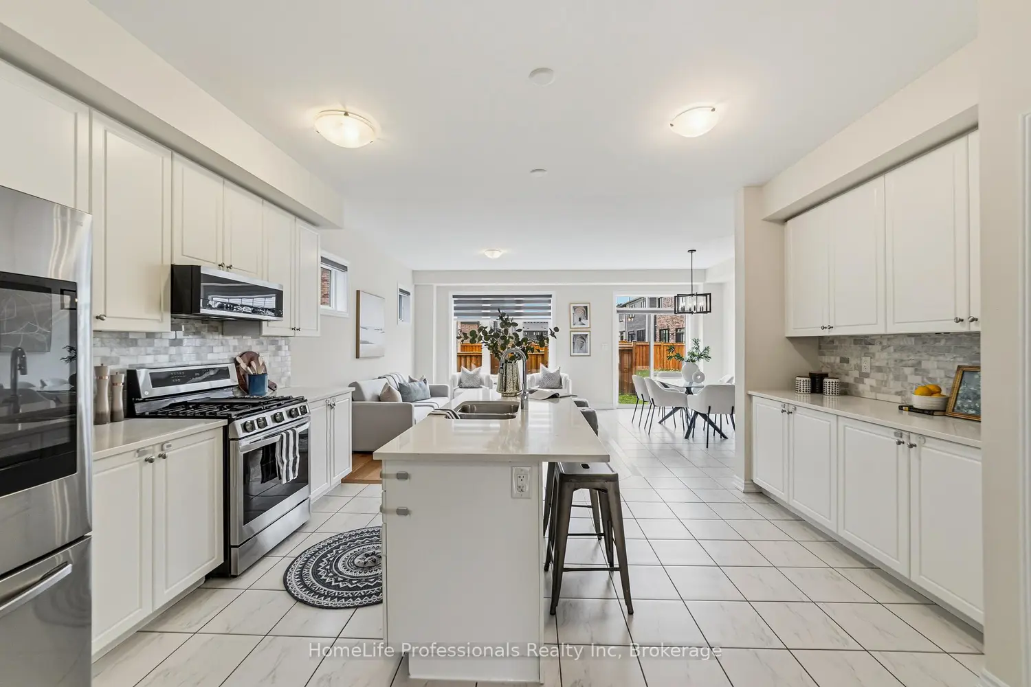 79 Rainbow Drive photo 5