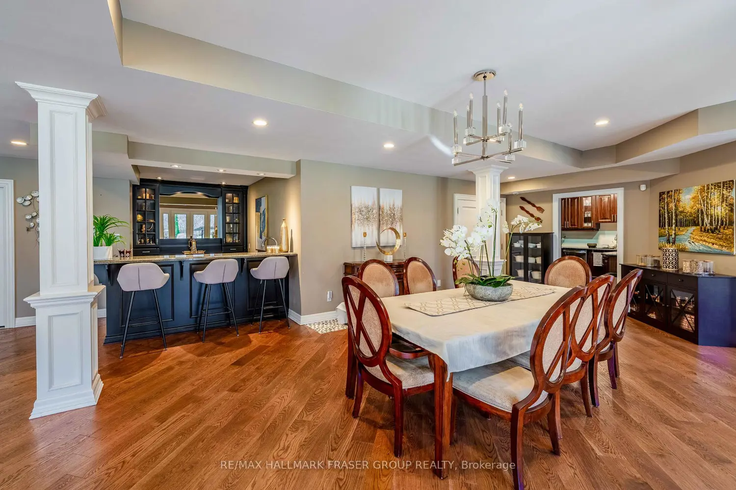 3335 Hollywood Court photo 5