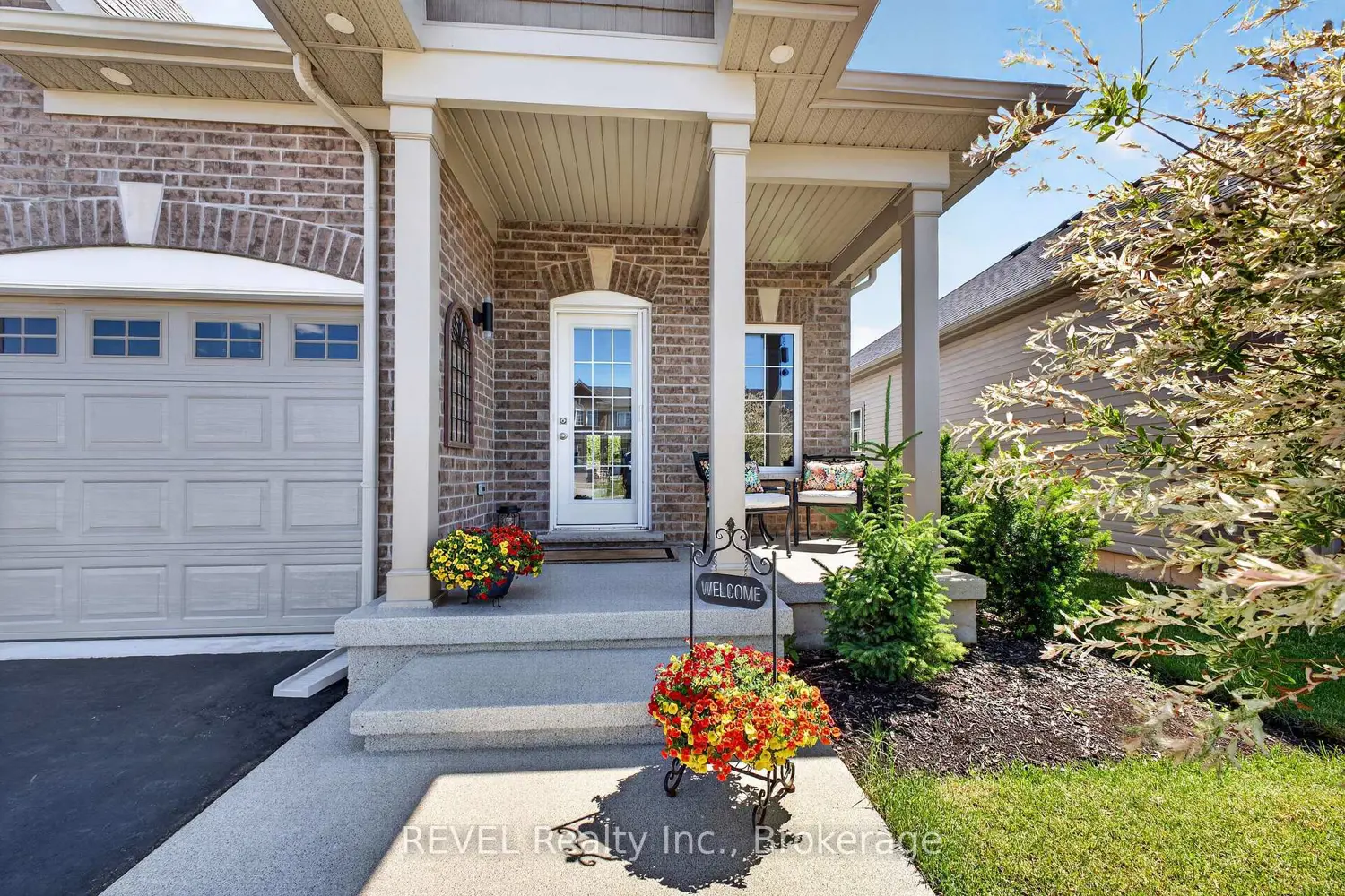 394 Hummel Crescent