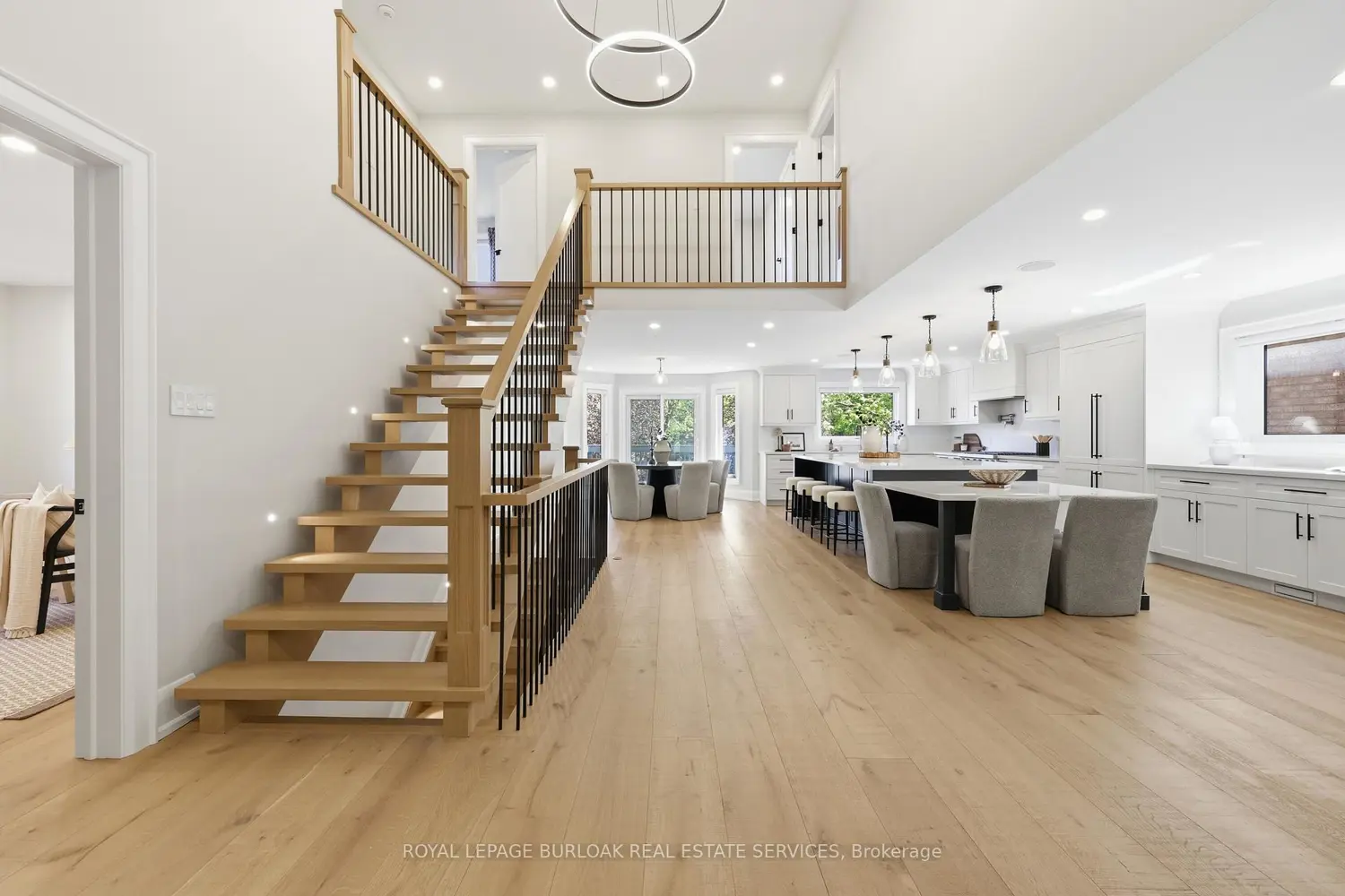 2029 Kempton Park Drive photo 3