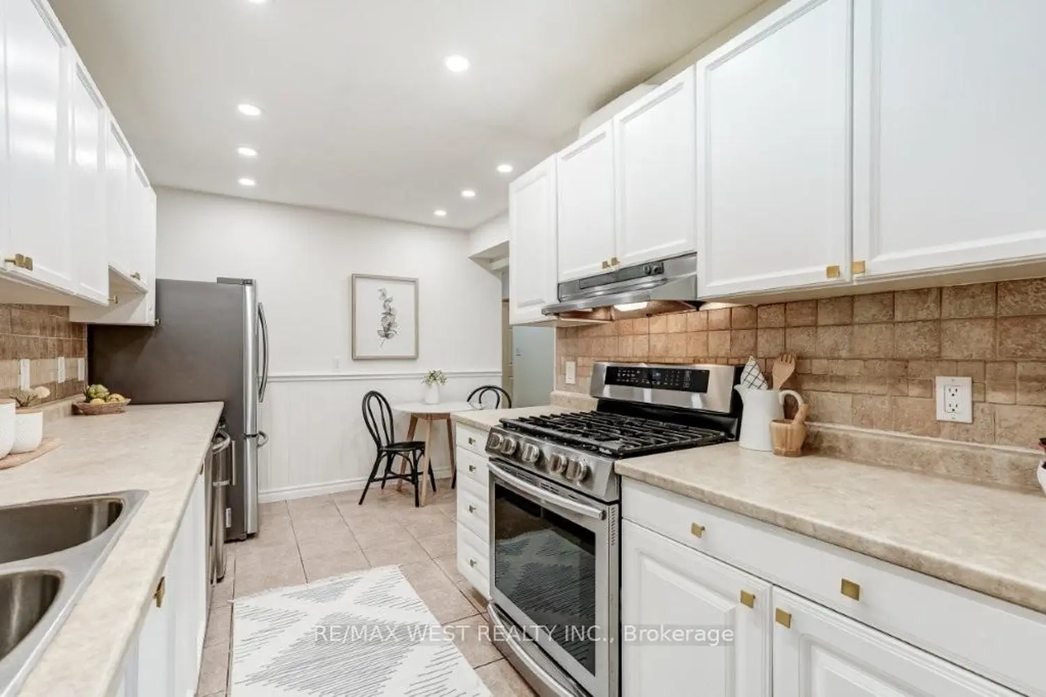 6240 Montevideo Road 41 photo 3