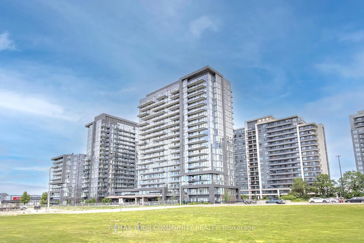 20 Gatineau Drive 406