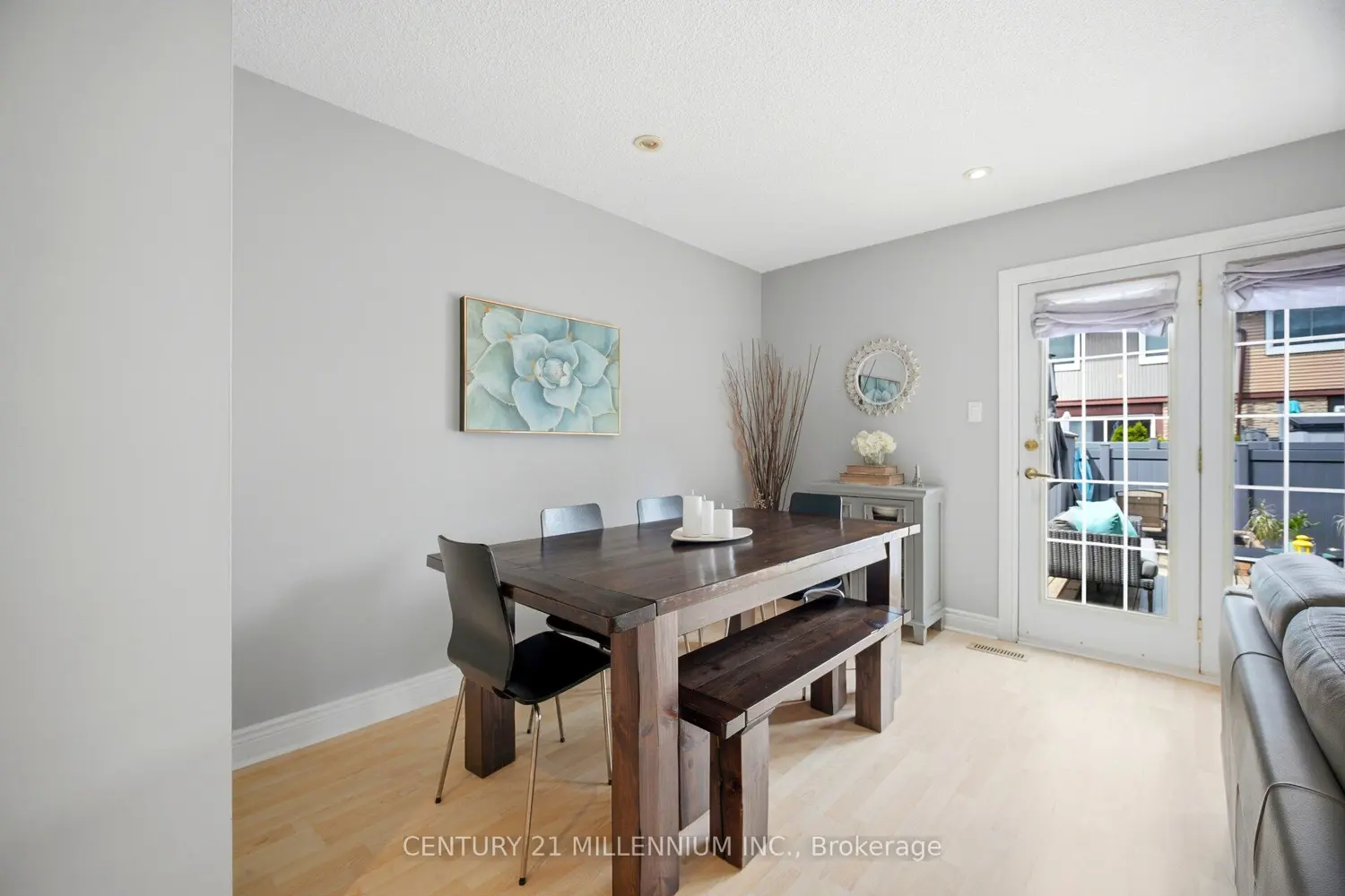 120 Falconer Drive 15 photo 5