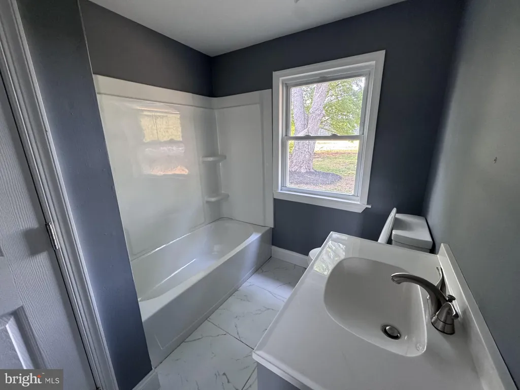 21666 Dover Bridge Road, Preston, MD 21655