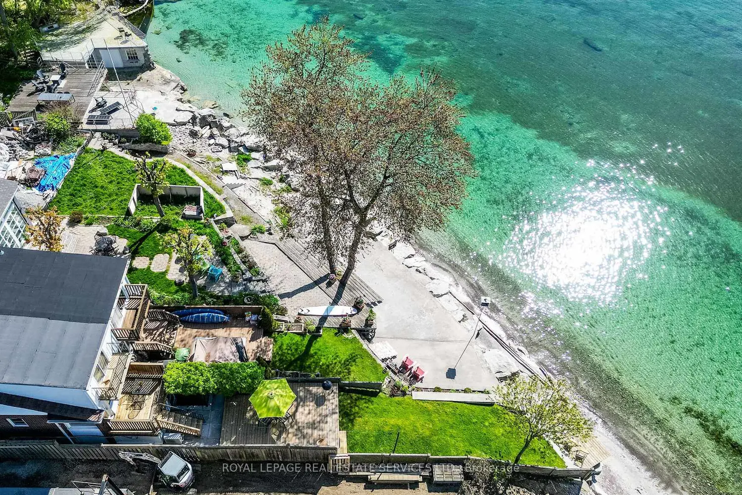 11A Lake Shore Drive photo 2