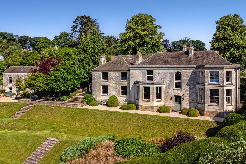 6 bed detached house for saleThe Green, Edge, Stroud GL6