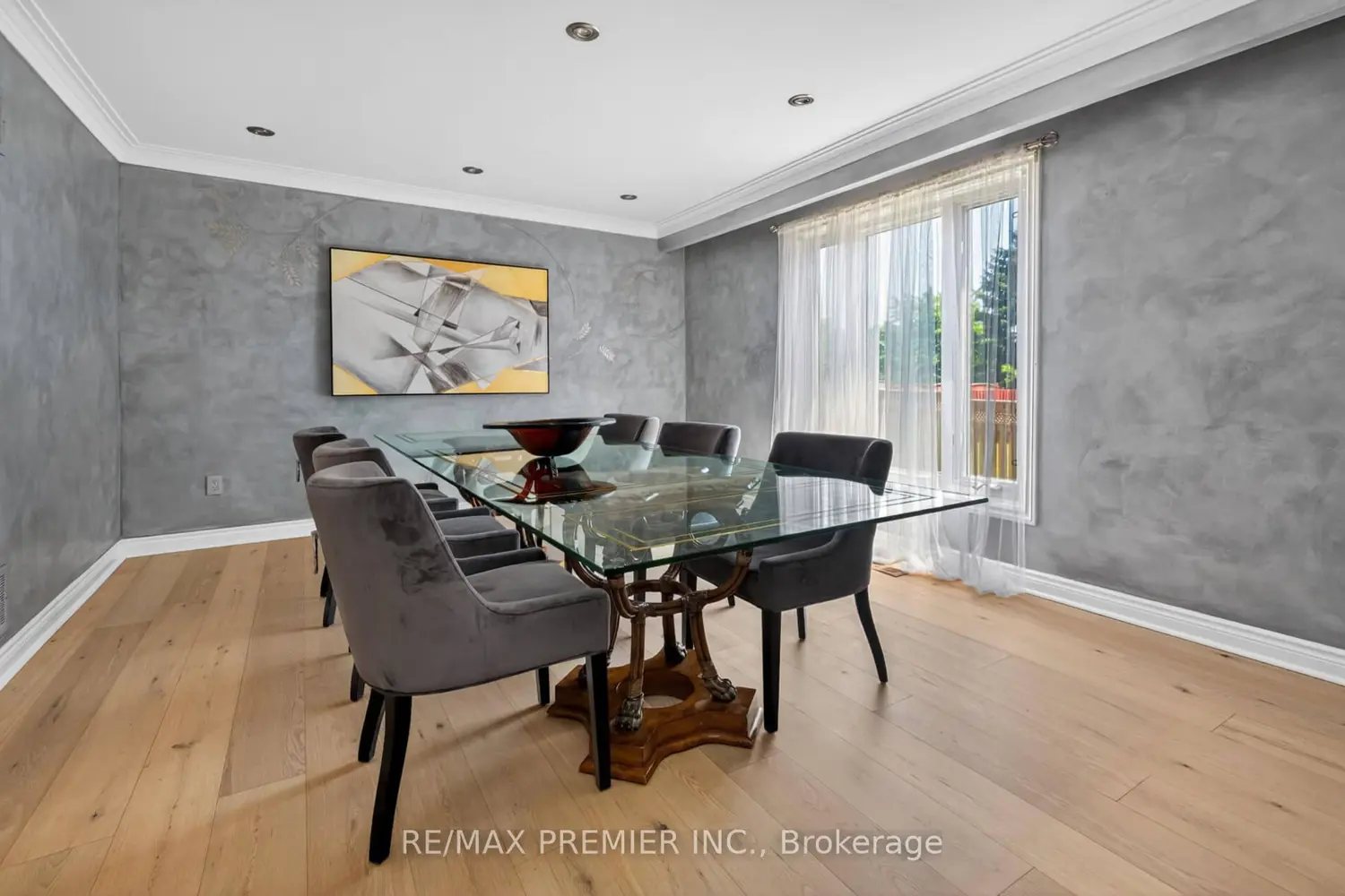 35 Lorengate Place photo 4