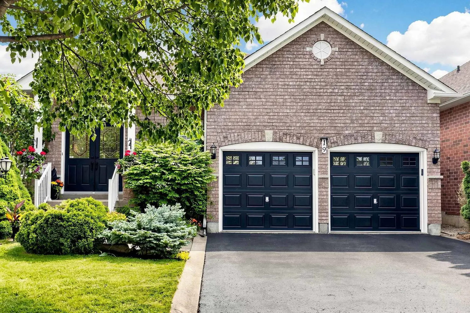 19 Johnson Crescent