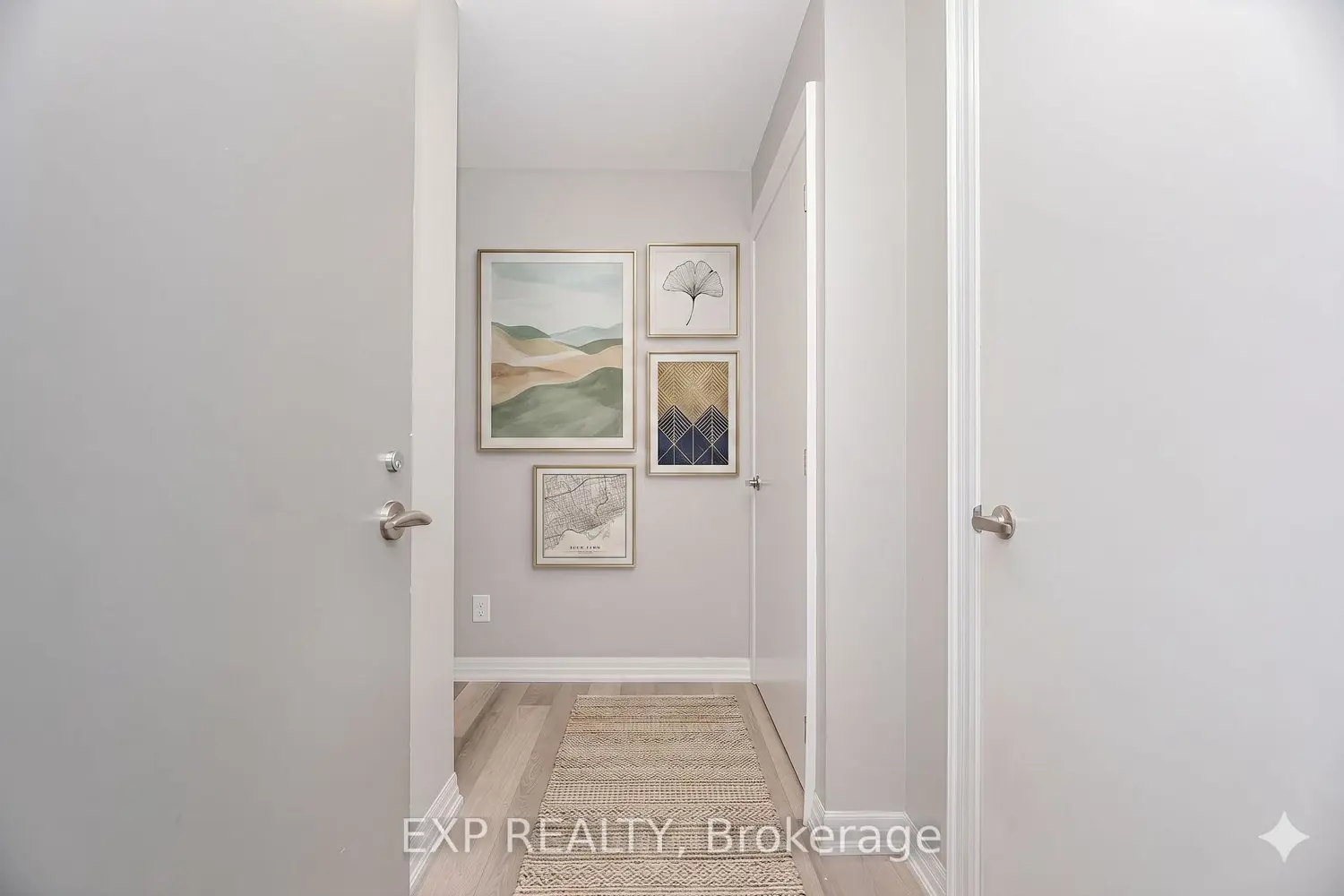 111 Worsley Street 401 photo 4