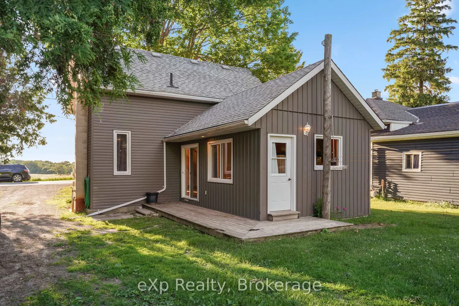 171 Clyde Street photo 3